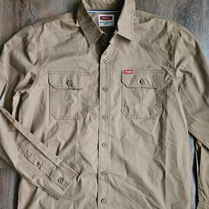 Wrangler heritage relaxed fit tan button down long sleeve men's medium NWT